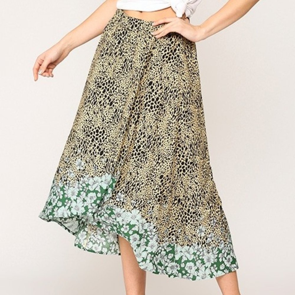 New GIGIO Size S M L floral cottagecore flowy elastic waist faux wrap skirt